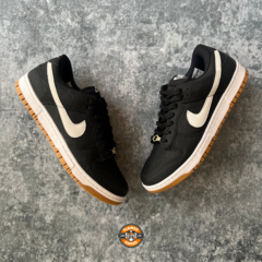 SB DUNK LOW PRO BLACK GUM