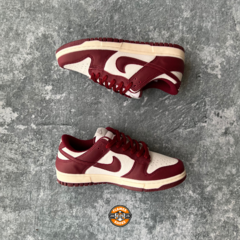 SB DUNK LOW BORDEAUX PRO - comprar online