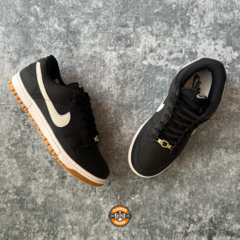 SB DUNK LOW PRO BLACK GUM en internet