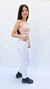 Pantalón Blanco con roturas en internet