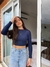 Cropped Gabi azul marinho na internet