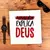 Camiseta Masculina Branca Ninguém explica Deus na internet