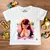 T-Shirt Infantil Branca Garota Flor Orando - comprar online