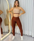 conjunto marrom com creme