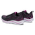 Tênis Olympikus feminino Apolis na cor preto e pink, ideal para caminhadas.