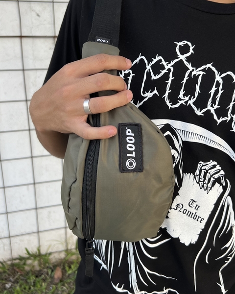 Riñonera loop verde musgo IMPERMEABLE