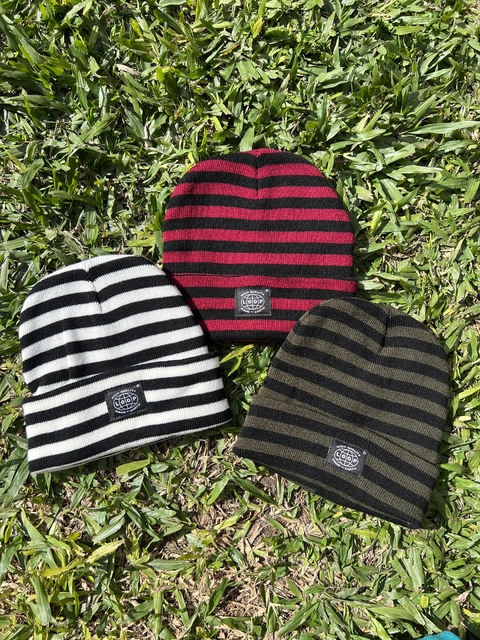 Gorro lana Loop rayado - comprar online