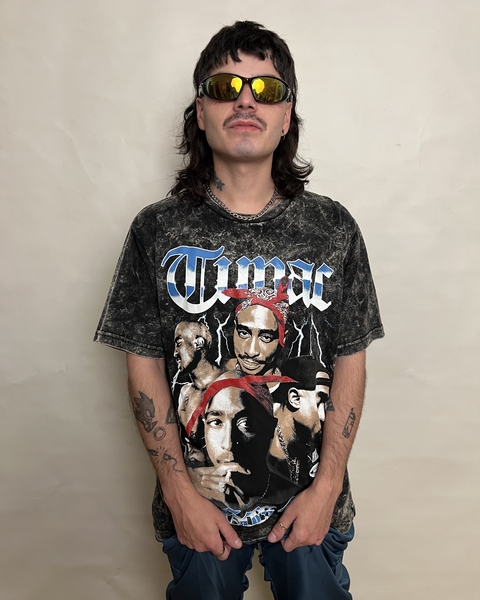Remera tupac batik
