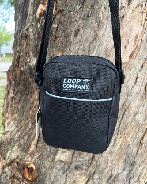 Shoulder bag full black Loop