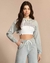 Conjunto top branco e casaco