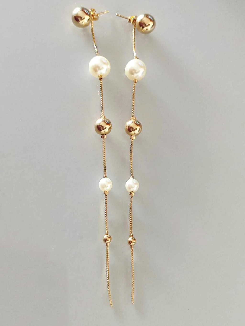 Brinco corrente bolinhas foleado a ouro 18k