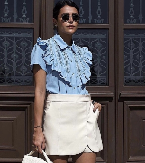 Camisa com Detalhes em Guipir - comprar online