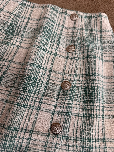 Saia Tweed com botões