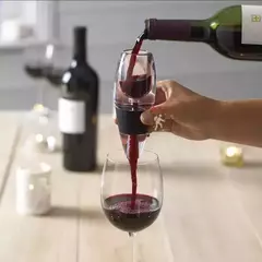 Decantador Vino Oxigenador Aireador Con Base Filtro Portatil en internet