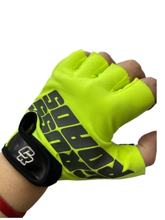 GUANTES. MARCA CROSS ROAD