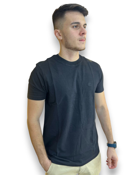 Camiseta Silver - Preta - comprar online