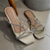 Sandália Feminina Rasteira Trançada Metalizada com Brilhos R490 cor Ouro Light - comprar online