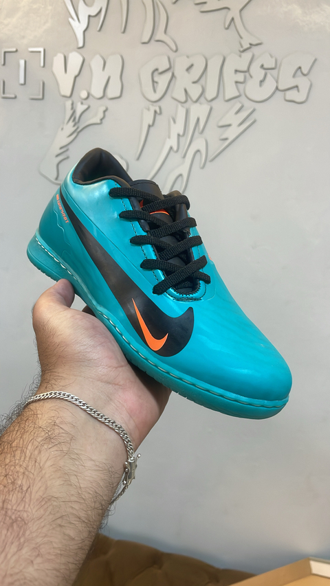 Chuteira Nike - comprar online