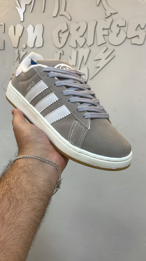 Tênis Adidas - comprar online