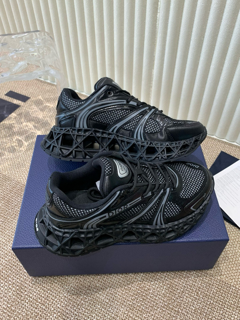 Tênis Running Grifes - comprar online