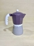 Cafetera italiana violeta