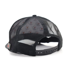 Imagem do Boné Trucker Preto Tag