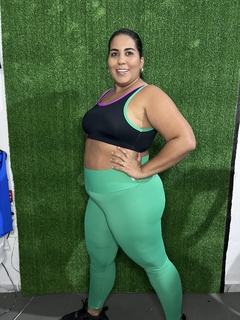 Conjunto Fitness Fúcsa com Preto Top MARILIA + Calça coz alto - loja online