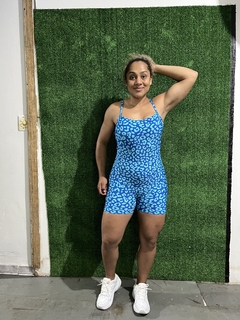 MACACÃO ONÇA CEU - Bia Vesty