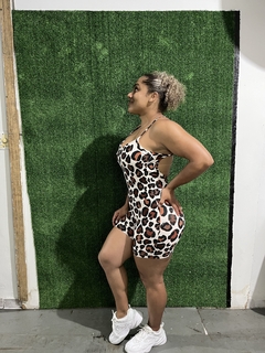 MACACÃO ONÇA BRANCO E MARROM - loja online