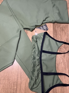 Conjunto Fitness Elisa Verde Militar - Bia Vesty