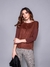BLUSA QUADRADA MANGA 3/4 FRENTE SUEDE DEL AMO - comprar online