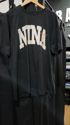 REMERA NINA