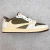Jordan 1 Low “Mocha Reverse” by Travis Scott ☕ en internet