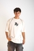 Remera Over Border Crema