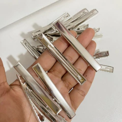 Bico de Pato Comum com dentinho - 50 unidades na internet