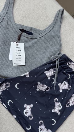 Pijama regata em ribana e short estampado delicate - loja online