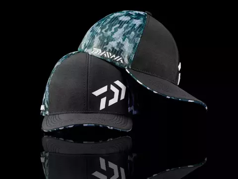 BONÉ DAIWA PRETO CAMUFLADO