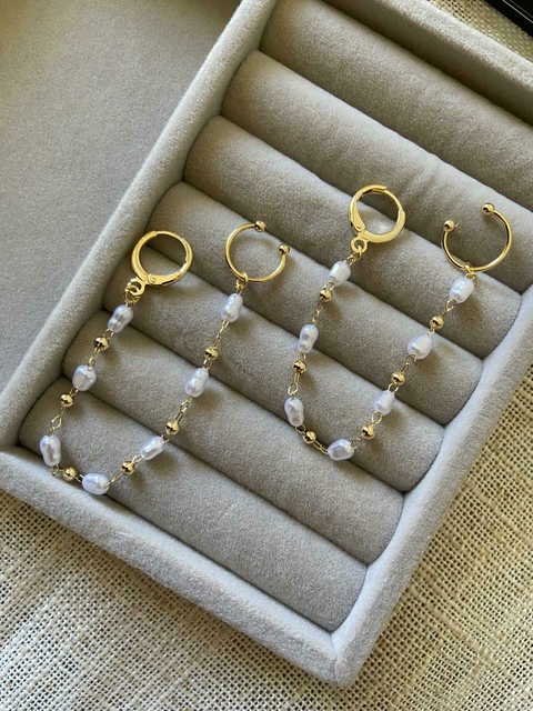 Brinco com piercing argolinha line minipérola barroca folheado ouro 18k