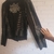 Chaqueta negra rockera con perlas