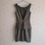 Vestido gris espalda descubierta
