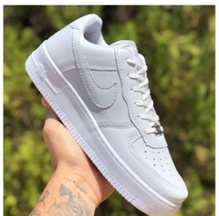 TÊNIS NIKE AIR FORCE