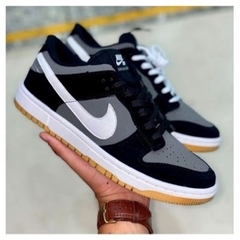TÊNIS NIKE DUNK
