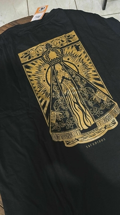 Camiseta Me cubra com seu manto