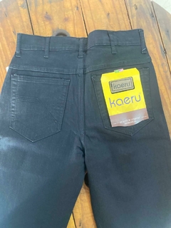 Calça Masculina Kaeru Preta na internet