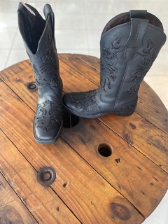Bota Preta - comprar online