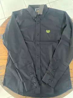Camisa Docks-Preta Manga longa