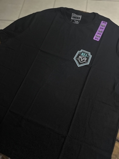 Camiseta King Farm - preta