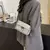 Bolsas de ombro pequenas rebite crossbody estilo punk - loja online