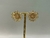 BRINCO FLOR CRAVEJADO DOURADO - comprar online