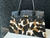 BOLSA PRETA DE COURO DE VACA